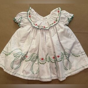 Proper Peony Christmas Holly and Bow Embroidered 3M